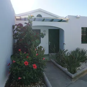 https://confortable-y-luminoso-bungalow-en-maspalomas.in-canary-islands.com